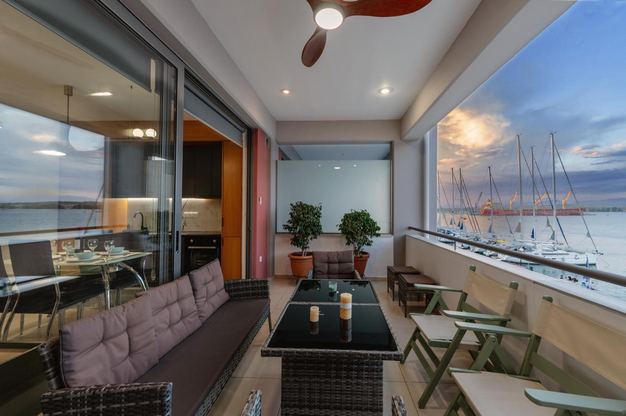 Ionis Seafront Suite Preveza Ngoại thất bức ảnh