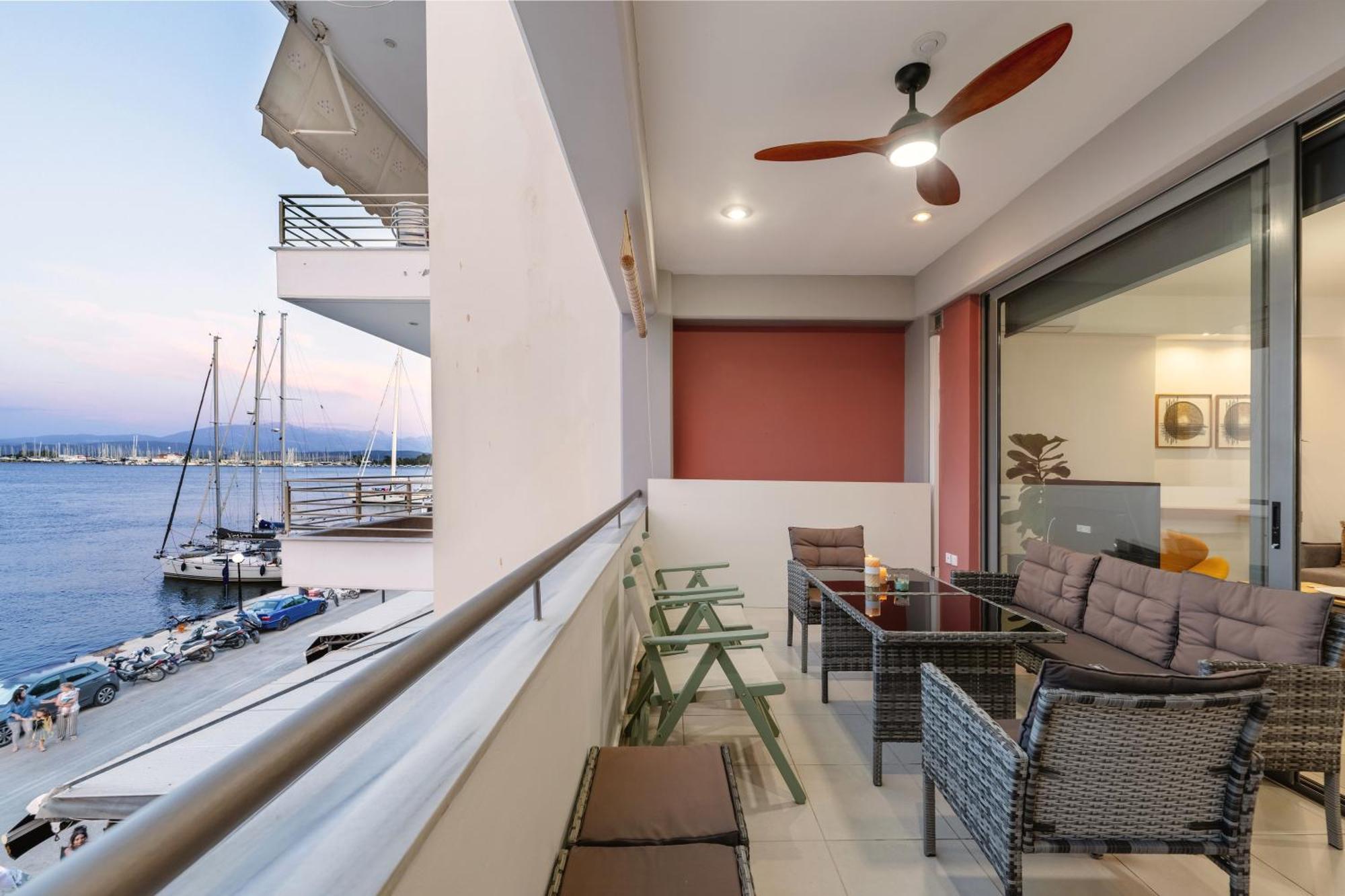Ionis Seafront Suite Preveza Ngoại thất bức ảnh