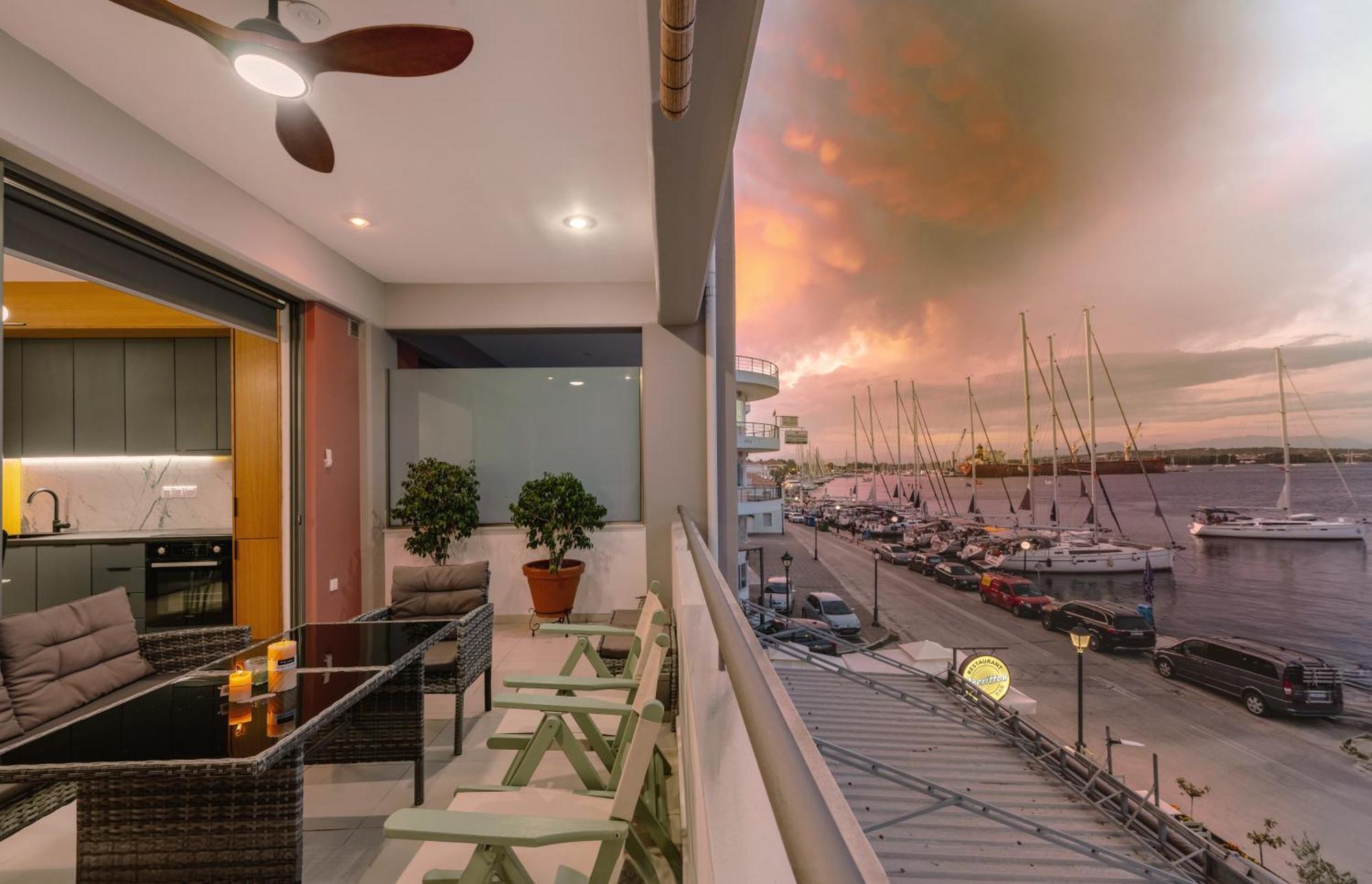 Ionis Seafront Suite Preveza Ngoại thất bức ảnh